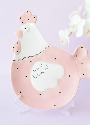 Тарелка керамическая курица пасха 6791 23х20 см розовая