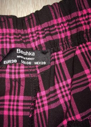 Модные яркие брюки bershka9 фото