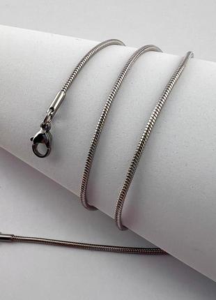Цепочка из нержавеющей медицинской стали “снейк” шириной 1.5 мм