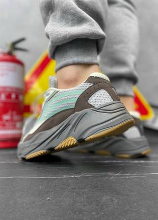 Чоловічі кросівки yeezy boost 700/розпродаж4 фото