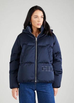 Пуховик tommy hilfiger жіночій бежевий чорний синій