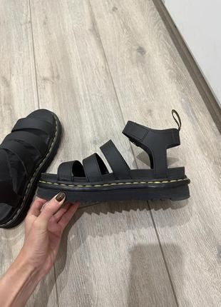 Босоніжки шкіряні/ босоножки сандалии dr. martens blaire gladiator black hydro5 фото