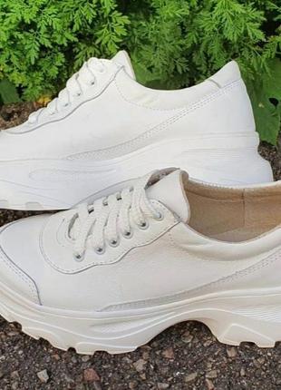 Кожаные кроссовки ручной работы