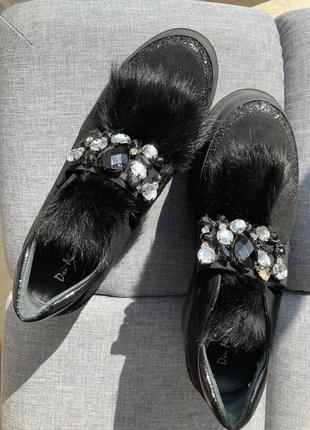 Туфлі, туфли , ботинки du monde