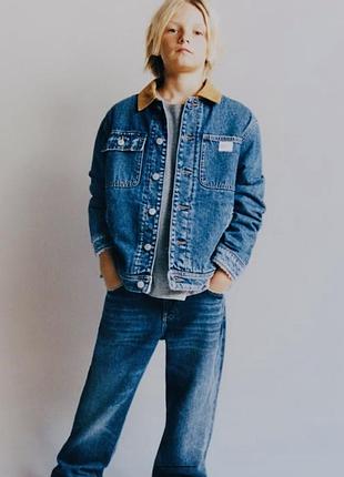 Джинсова куртка , курточка утеплена на 10-12 років