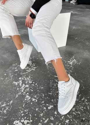 Белые женские кроссовки кеды на утолщенной подошве из натуральной кожи2 фото
