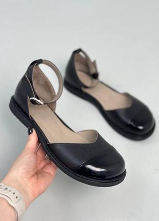 Женские кожаные босоножки