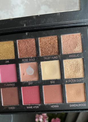 Huda beauty rose gold palette remastered палетка теней для век  палетка тінів5 фото