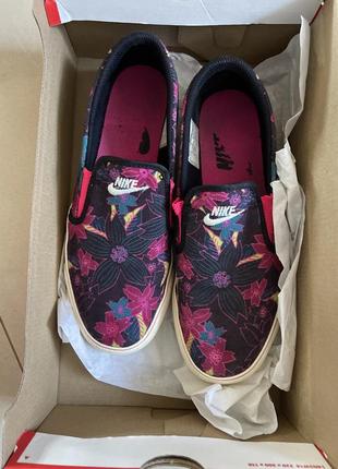 Сліпони nike