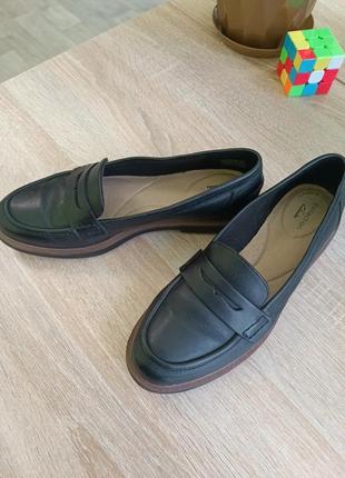 Лоферы clarks