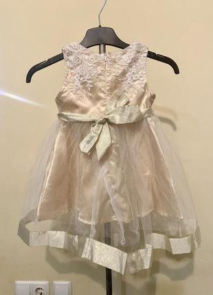 Нарядное пудровое бежевое платье для девочки jucie et coco размер на возраст 18 -24 месяца2 фото