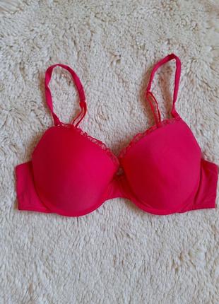 Бюстгальтер