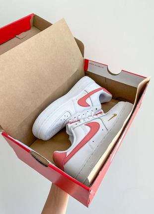 Жіночі кросівки nike air force розпродаж3 фото