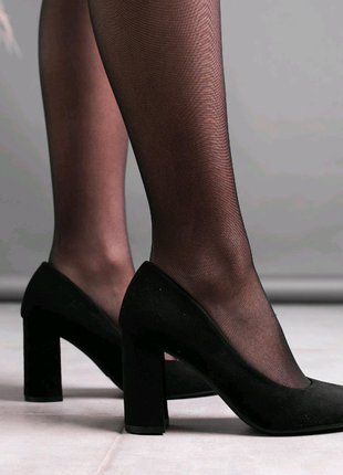 Женские черные туфли на каблуке1 фото