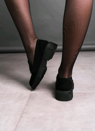 Женские черные туфли на танкетке6 фото