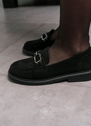 Женские черные туфли на танкетке6 фото