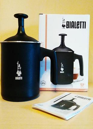 Капучинатор bialetti tuttocrema на 3 чашки (повний об'єм чаши 550