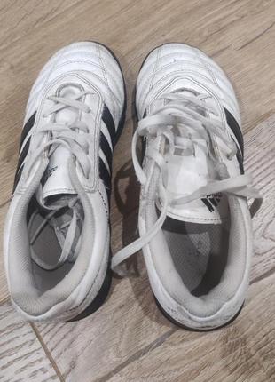Футбольні кросівки на футбол adidas 30 р4 фото