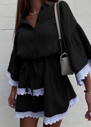 Муслиновое платье в цветах