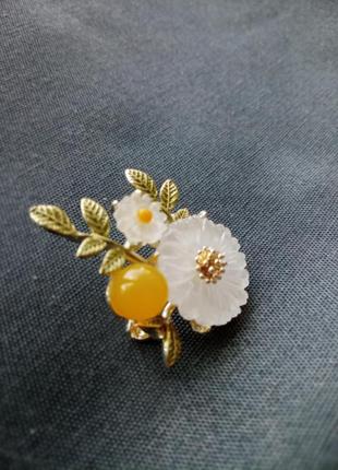 Брошь цветы
