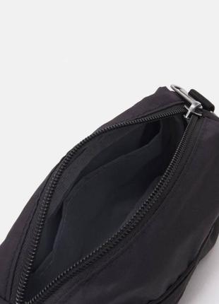 Сумка мессенджер на плечо nike w nsw futura luxe crossbody x zara3 фото