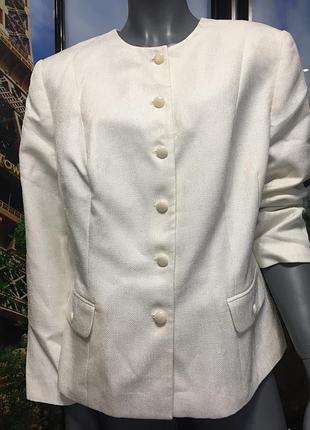 Стильный пиджак ботал