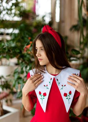 Платье детское, подростковое, нарядное, с белым воротником, красное7 фото