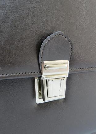 Деловой портфель амо из эко кожи коричневый10 фото
