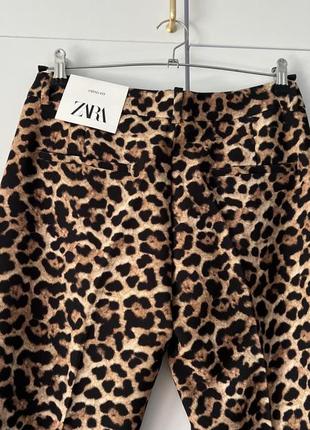 Прямі укорочені штани з леопардовим принтом zara6 фото