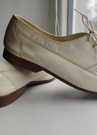 Туфли женские натур.кожа р.40/стелька 26