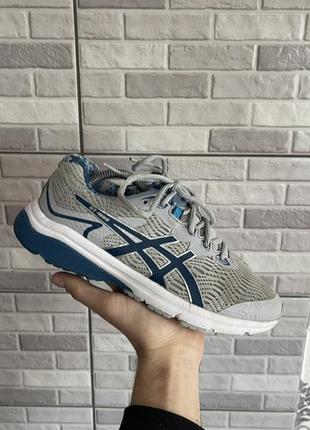 Оригінальні кросівки asics gt-1000 розмір 39