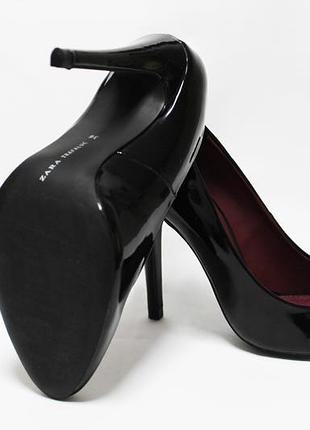 Zara trafaluc туфлі чорні жіночі від zara 36 розмір нові лаковані