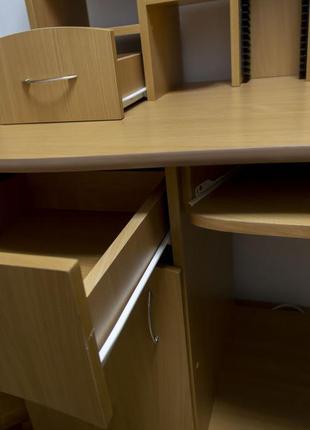 Компютерний стіл з хромованими опорами стіл для кімнати офісу8 фото