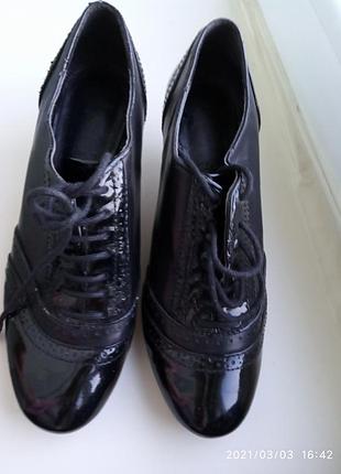 Туфлі clarks/р. 37/ якість