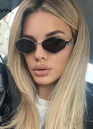 Женские очки солнцезащитные в стиле селин очки золотая оправа черные