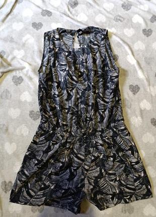 Сукня-шорти