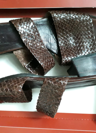 Шльопанці босоніжки