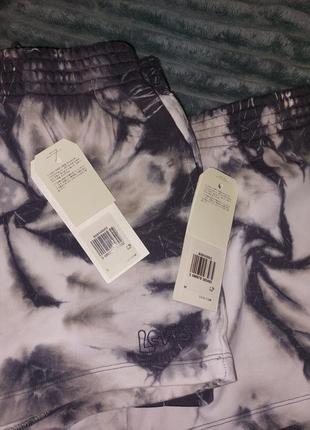 Шорты levi's 4