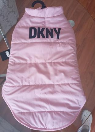 Куртка жилетка для собачки dkny оригинал.2 фото