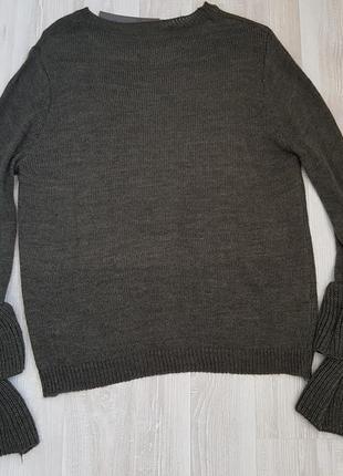 Новый свитер с удлиненными рукавами с апликацией итальянского бренда naif4 фото