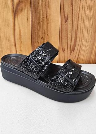 Крокс шльопанці бруклін платформа чорні crocs brooklyn croco shine buckle black