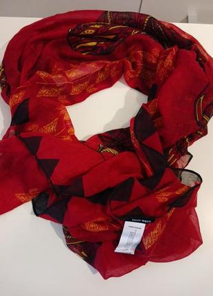 Шарф женский tally well 
новый 
ширина 88 см.
длина 190 см.