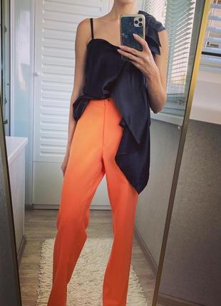 Яркие брюки классические штаны оранжевые м5 фото