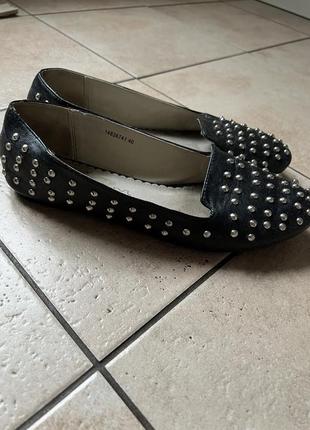 Лофери, балетки