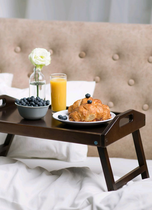 Столик для сніданку в ліжко з натурального дерева темний горіх