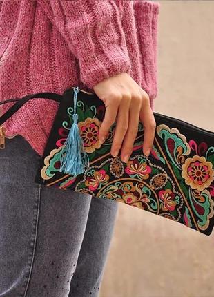 Женский клатч с этно узором, ручной клатч с украинским орнаментом, женская сумочка из ткани с вышивкой1 фото