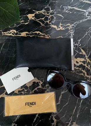 Новые очки fendi солнцезащитные оригинал3 фото