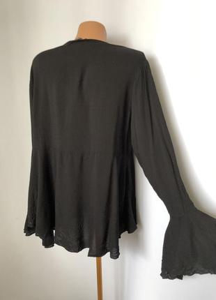 Boohoo нова чорна блуза топ з віскози з розширеними рукавами вільний крій3 фото