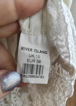 Блуза з вишивкою river island9 фото