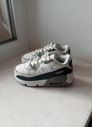 Кросівки натуральна шкіра бренду nike air max uk 9,5 eur 275 фото